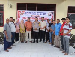 Coolling System Dengan Kades Dan Perangkat Desa Babussalam, Kapolres Rohul: Hindari Politik Uang Serta Kampanye Hitam
