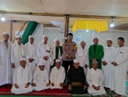 Di Surau Suluk Syeikh Ambia Rambah, Kapolsek Rambah Hilir Lakukan Giat Cooling System dengan Para Khalifah.