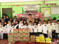 Kegiatan Jum’at Berkah Bagikan Nasi Kotak Dan Cooling System Kapolres Rohul Di Masjid Raya Kota Pasirpengaraian Dan Panti Asuhan Al-Uswah.