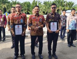 Lapas Narkotika Karang Intan Berikan Penghargaan Bagi Pegawai Teladan