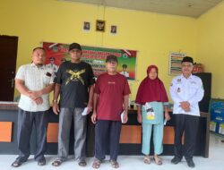 Kepala Desa Teluk Aur Muslim SH, Melaksanakan Pembagian Bantuan Langsung Tunai(BLT) Terakhir Tahap Ke 11-12 Sekaligus Tahun 2024.