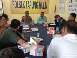 Polsek Tapung Hulu dan 28 Pendeta SE kecamatan Tapung Hulu Gelar Rapat Koordinasi Pengamanan Nataru 2024