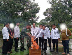 Perkuat Komitmen Wujudkan Zero Halinar, Lapas Pasir Pangarayan Gandeng TNI Geledah Hunian dan Tes Urine pada Warga Binaan