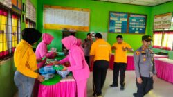 Polres Rokan Hulu Gelar Program Pemberian Makan Siang Bergizi Gratis Untuk Anak Sekolah