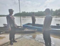 Antisipasi Banjir, Polsek Kepenuhan Lakukan Pengecekan Debit Air Dan Patroli Di Daerah Rawan