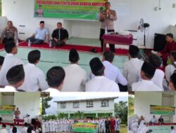 Kapolsek Rambah Hilir Sosialisasikan Bahaya Penyalahgunaan Narkoba dan Bullying di SMK Ahmad Latifah