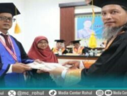 Bupati Rokan Hulu Anton Ucapkan Selamat atas Gelar Doktor Kepada Rudy Fadrial
