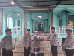 Polsek Tandun Berbagi Takjil: Bentuk Kepedulian untuk Muazin dan Marbot Masjid