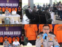 Kapolres Rokan Hulu, AKBP Budi Setiyono Pimpin Pers Rilis Ungkap Kasus Pembunuhan Harimau Di Desa Tibawan, Enam Pelaku Ditangkap