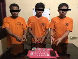 Tiga Tersangka Ditangkap Polsek Ujung Batu Dalam Kasus Peredaran Narkoba, Serta Amankan Barang Bukti 7,54 Gram Jenis Sabu