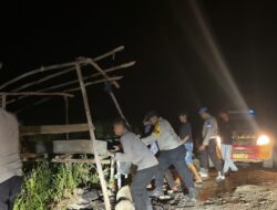 Polsek Bonai Darussalam Cek TKP Pungli, Rubuhkan 2 Pondok dan Bongkar 1 Portal