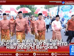 Bupati dan Wakil Bupati Turun Langsung Bersama PesertaBupati dan Wakil Bupati Turun Langsung Bersama PesertaBupati dan Wakil Bupati Turun Langsung Bersama Peserta Pawai Ta’aruf MTQ Ke-43 Di Riau.