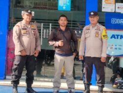Dibawah Komando Kapolsek Rambah Samo Ipda Sarlose Mesra SH, Bhabinkamtibmas Bripka, Sepriadi Candra(Asep Candra) Laksanakan Patroli  di kantor BRI Kecamatan Rambah Samo.