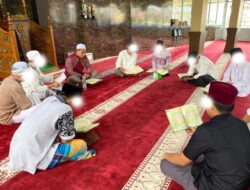 Syahdu di Balik Jeruji: Warga Binaan Lapas Pasir Pangaraian Khusyuk Belajar Al-Qur’an Bersama Ustadz