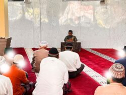 Bersama Ustadz Pimpinan Ponpes Raudhatussalam, Warga Binaan Perkuat Iman di Masa Pembinaan