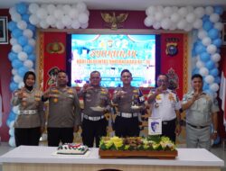 Peringatan Hari Lalu Lintas Bhayangkara ke-70, Polres Rohul  Salurkan Bantuan Sembako untuk Pengendera Becak