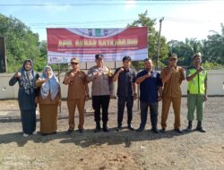 Pemdes Teluk Aur, Ikuti Apel Akbar Satkamling di Polsek Rambah Samo, Berjalan Lancar.