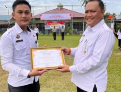 Momentum Hari Kesaktian Pancasila, Lapas Pasir Pangara­yan Sematkan  Kenaikan Pangkat dan Pegawai Teladan