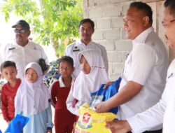 Bagikan Bansos untuk Anak Yatim dan Warga Sekitar, Lapas Pasir Pangaraian Wujudkan “Pemasyarakatan Pasti Bermanfaat untuk Masyarakat”
