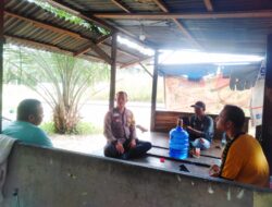 Polsek Kunto Darussalam Gelar Jumat Curhat di Desa Kembang Damai, Warga Apresiasi Kehadiran Polisi