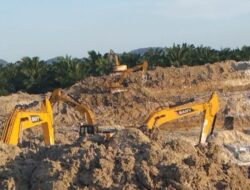 Diduga Dibeking Oknum TNI,9 Alat Berat Ilegal Diamankan Satgas di Perlang.
