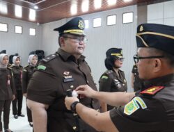 Kejari Rohul Lantik Kasi Pidum dan Kasi Pidsus Berjalan Lancar