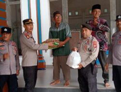 Tebar Kepedulian di Bulan Suci, Polsek Ujung Batu Salurkan Sembako dan Bansos kepada Pengurus Masjid