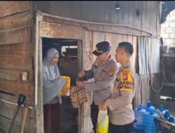 Polsek Rambah Salurkan Bantuan Sembako untuk Duafa, Ringankan Beban di Bulan Ramadhan