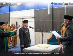 Bupati Anton Resmi Lantik Drs. H. Yusmar, M. Si Sebagai Pj Sekda Rokan Hulu