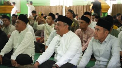 Lewat Momentum Idul Adha, Bupati Rokan Hulu Anton, ST, MM Ajak Masyarakat Saling Menguatkan