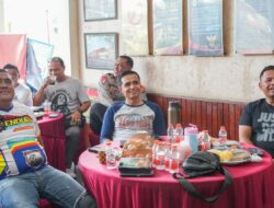 Kapolres Rohul Bersama Insan Pers, Nobar Piala Dunia Pererat Kedekatan Polri dan Masyarakat.