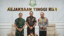 Kapolda Riau dan Kajati Perkuat Sinergi Penegakan Hukum
