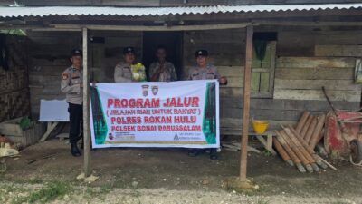 Polsek Bonai Darussalam Salurkan Bantuan Sosial melalui Program JALUR, Wujudkan Kehadiran Polri di Wilayah Pinggiran Sungai Rokan