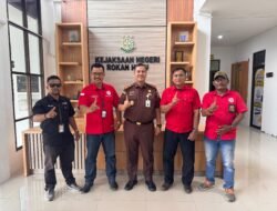 Kejari Rohul Freddy F, Simanjuntak Sambut Baik Kedatangan Organisasi DPD SIJI Rohul Berjalan Lancar.