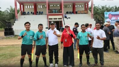 Dalam Rangka Memperingati Hari Pancasila dan Menyambut HUT Rohul Ke-27, Wabup Syafaruddin Poti Buka Turnamen Sepak Bola Antar SLTA se-Rohul