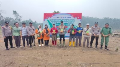 Polsek Rambah Samo, Dukung Ketahanan Pangan Melalui Penanaman Jagung Pipil Kuartal IV di Desa Teluk Aur, Wujudkan Polisi Cinta Petani.
